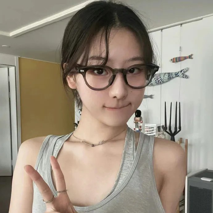 女孩2